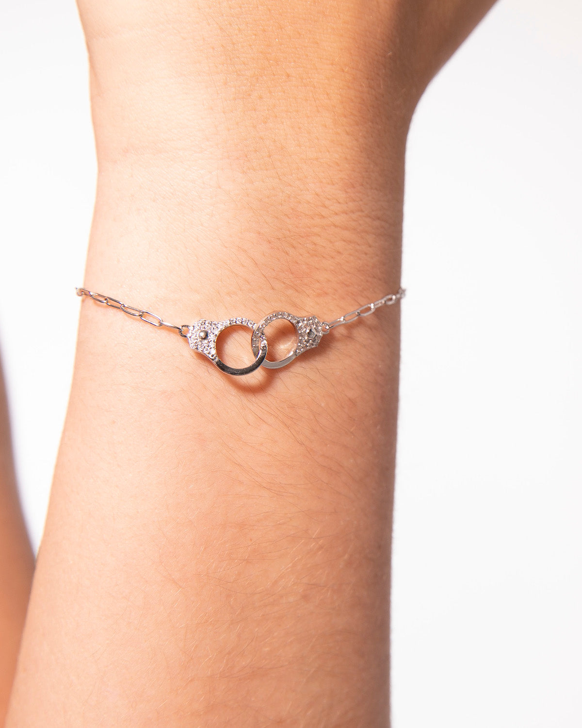 Handcuff bracelet in silver 925. Handcuffs woman - Detail de Mode
